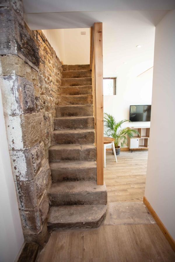 Stunning Stone Coach House Lejlighed Marple Eksteriør billede